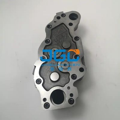 D924 D924T Cooling System 9887973A Engine Parts Oil Pump Spare Parts