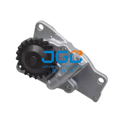 Cooling System PC200-5 Excavator Engine Parts Oil Pump Spare Parts 6209-51-1100