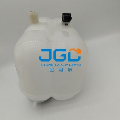Excavator Accessories 17411509 17411510 Applies To The EC200D EC210D Auxiliary Water Tank