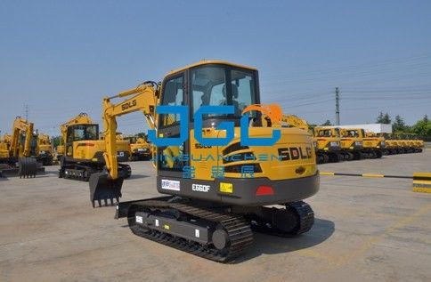 E660F 665 655 60 65 55 Excavator Front And Rear Windshield, Left And Right Doors, Upper And Lower Windshield