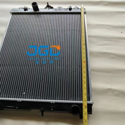 Excavator Spare Parts Radiator Tank Radiator Core Assembly 4479181 EX70