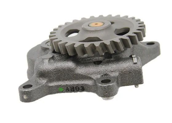 Excavator 8-94390414-1 8943904141 Engine Parts 6HK1-T Oil Pump