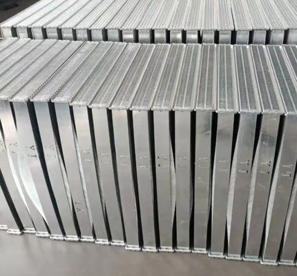 Good Quality Aluminum Radiator R210-5 Factory Selling For Excavators