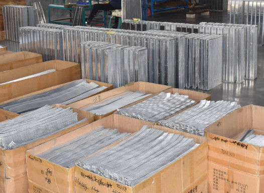 Excavator Aluminum Radiator SY75 Radiator Engineering Application