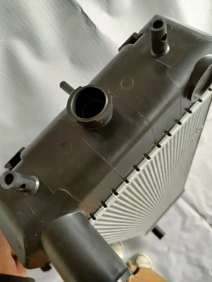 ZAX240-3 ZAX250-3 ZAX260-3 ZAX270-3 ZAX280-3 ZAX360W-3 Excavator Radiator 4650355
