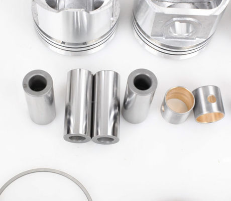 Construction Machinery Excavator Piston Engine Liner Kit 1G924-2111 V2403 V2403Di Ring Diesel Engine Parts