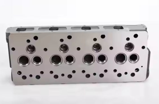 High Quality Engine Part 4D94 Cylinder Head Assembly Yanmar Cylinder Head Assembly