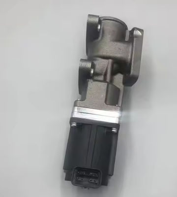 8-98238249-0 Excavator Parts 4HK1 6HK1 Engine Excavator Water Pump EGR Valve 8982382490