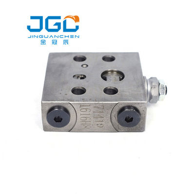 PC130-7 Excavator Hydraulic Parts PC160-7 Reducing Relief Valve Block 702-21-55100